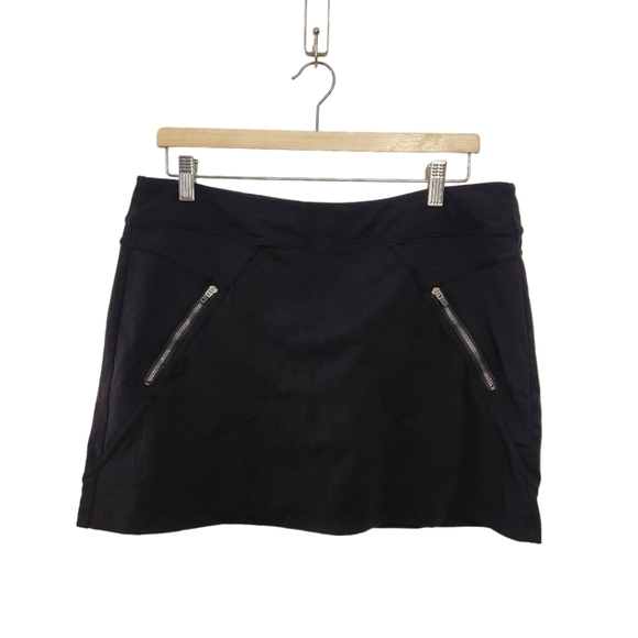 Athleta Dresses & Skirts - Athleta Skort Zipper Pocket Large Petite